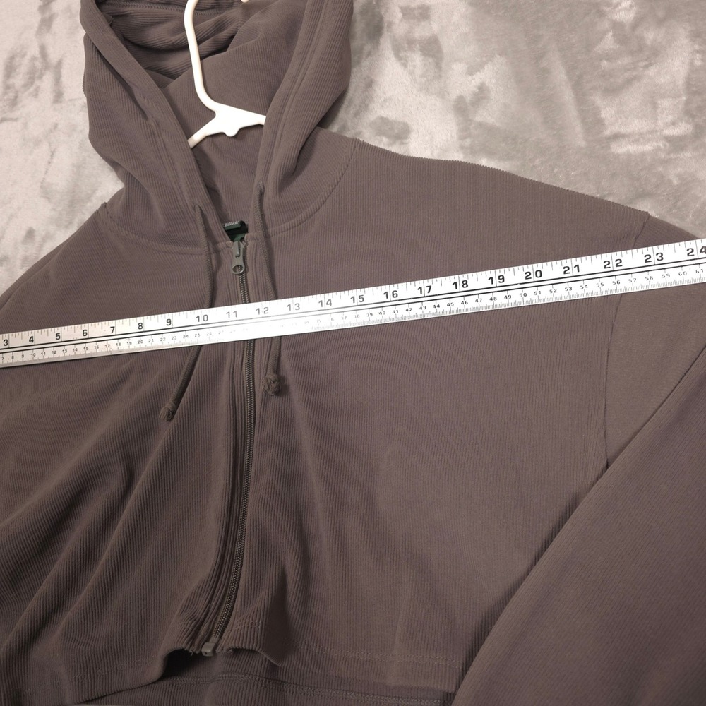 Wild Fable Ribbed Cropped Zip Hoodie Womens Size M Gray Brown - Picture 6 of 8